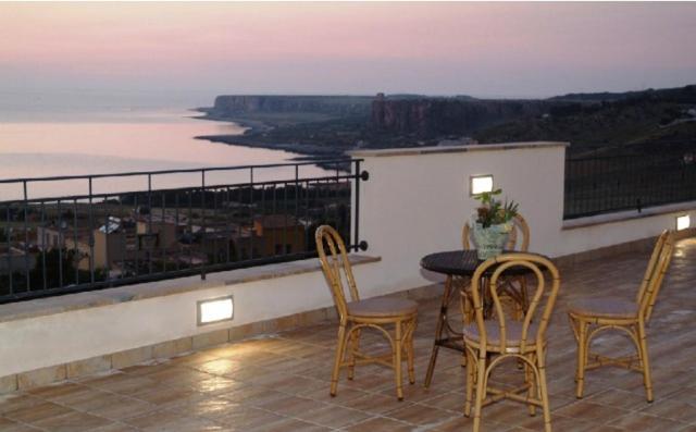 Torre Salina Bed and Breakfast Macari Buitenkant foto